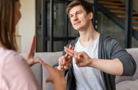 British Sign Language (BSL) Level 1 & 2 with Bonus Module